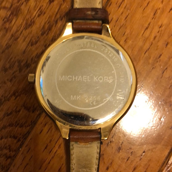 Michael Kors Double Wrap Watch - Picture 5 of 5
